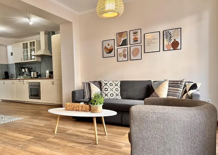 Downtown Apartment By United Renters