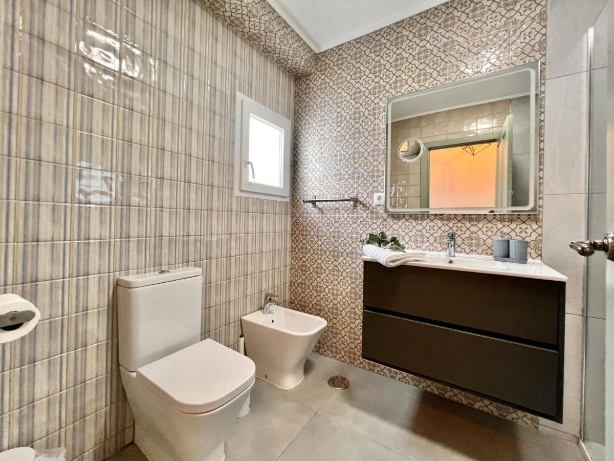 Downtown By United Renters Apartment